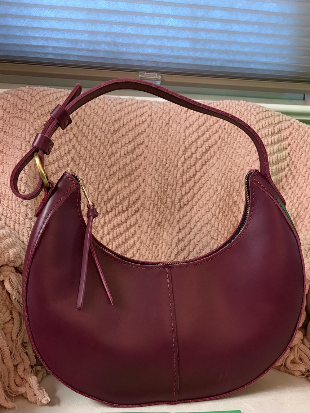 Portland Leather Small Nora Shoulder Bag in Lollipop NWOT